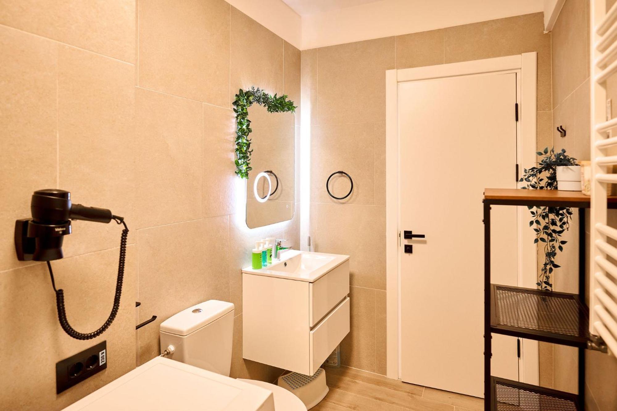 Mira Studio In Infinity Beach Resort - Parking Mamaia Bagian luar foto