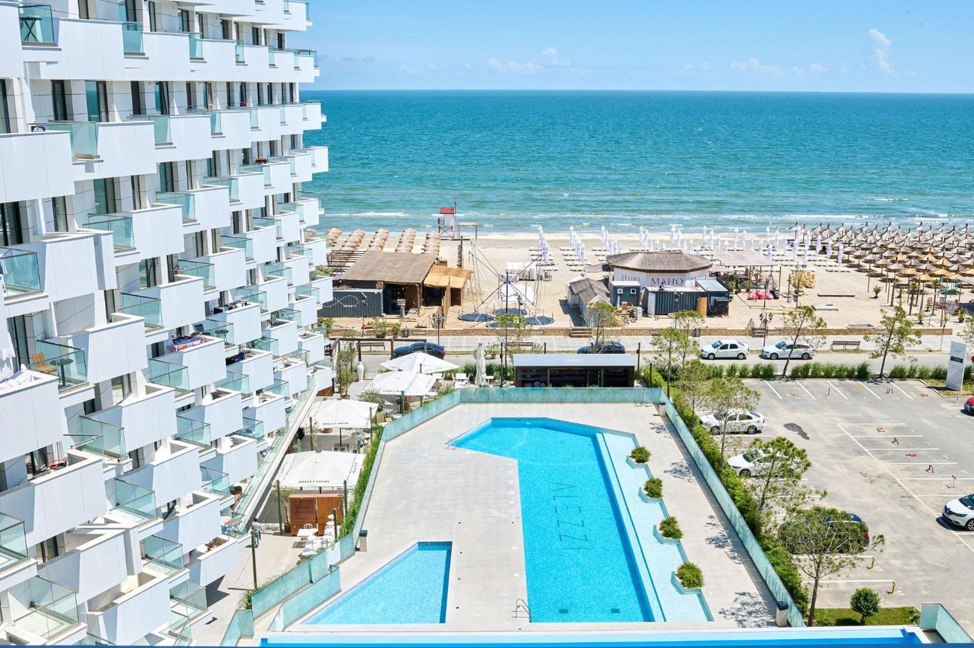 Mira Studio In Infinity Beach Resort - Parking Mamaia Bagian luar foto